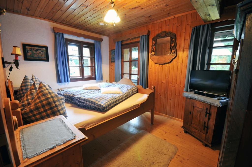 Haus Am Bach Villa Bad Kleinkirchheim Ruang foto